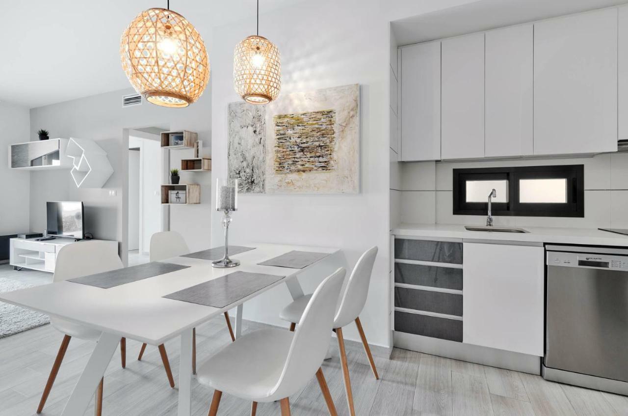 Sunny Sea Apartment La Mata  Ngoại thất bức ảnh