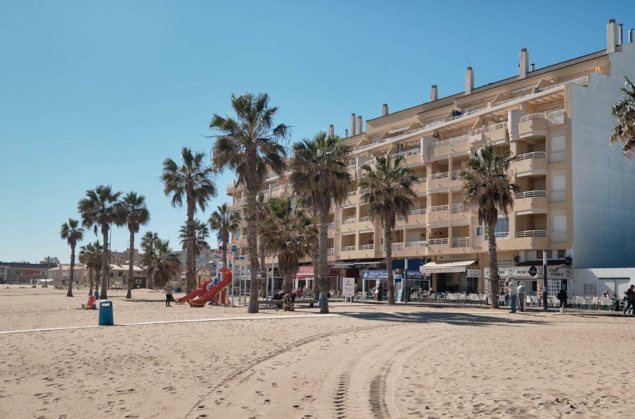 Sunny Sea Apartment La Mata  Ngoại thất bức ảnh