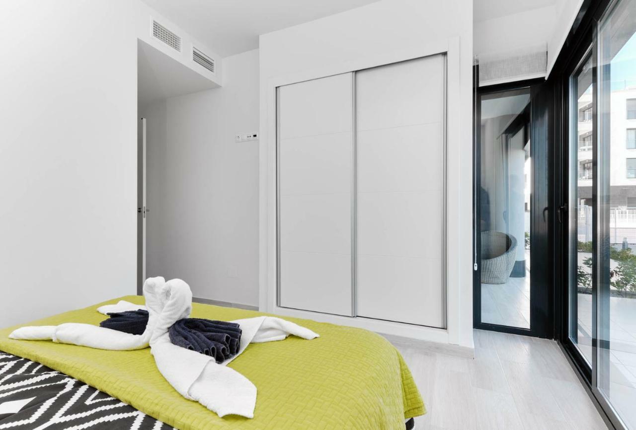 Sunny Sea Apartment La Mata  Ngoại thất bức ảnh